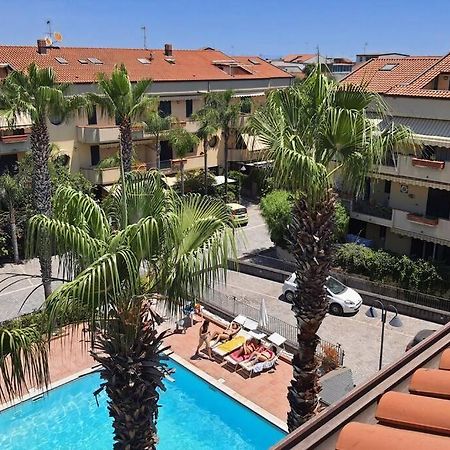 Sicilia, Mansarda Le Due Terrazze Διαμέρισμα Mascali Εξωτερικό φωτογραφία